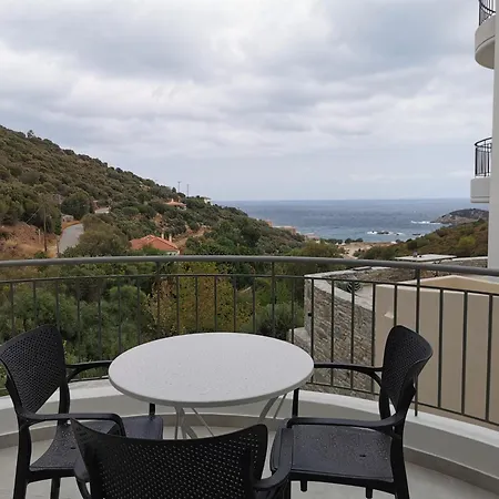 Heliopetra Sea View
