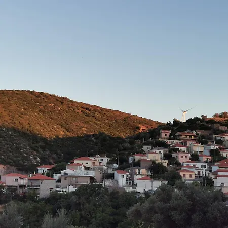 מלון דירות Heliopetra Sea View אגיוי אפוסטולי