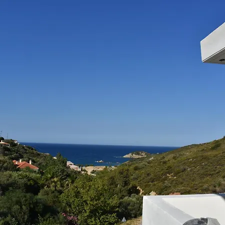 Heliopetra Sea View Appart hôtel 4*
