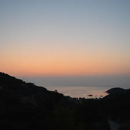 Aparthotel Heliopetra Sea View 4*